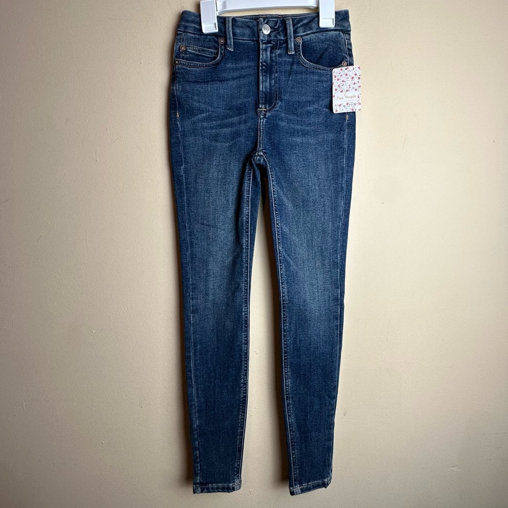 Free People NWT Montana Skinny Slim Leg Jeans in Lake Blue Women’s Size 25 - Picture 16 of 16